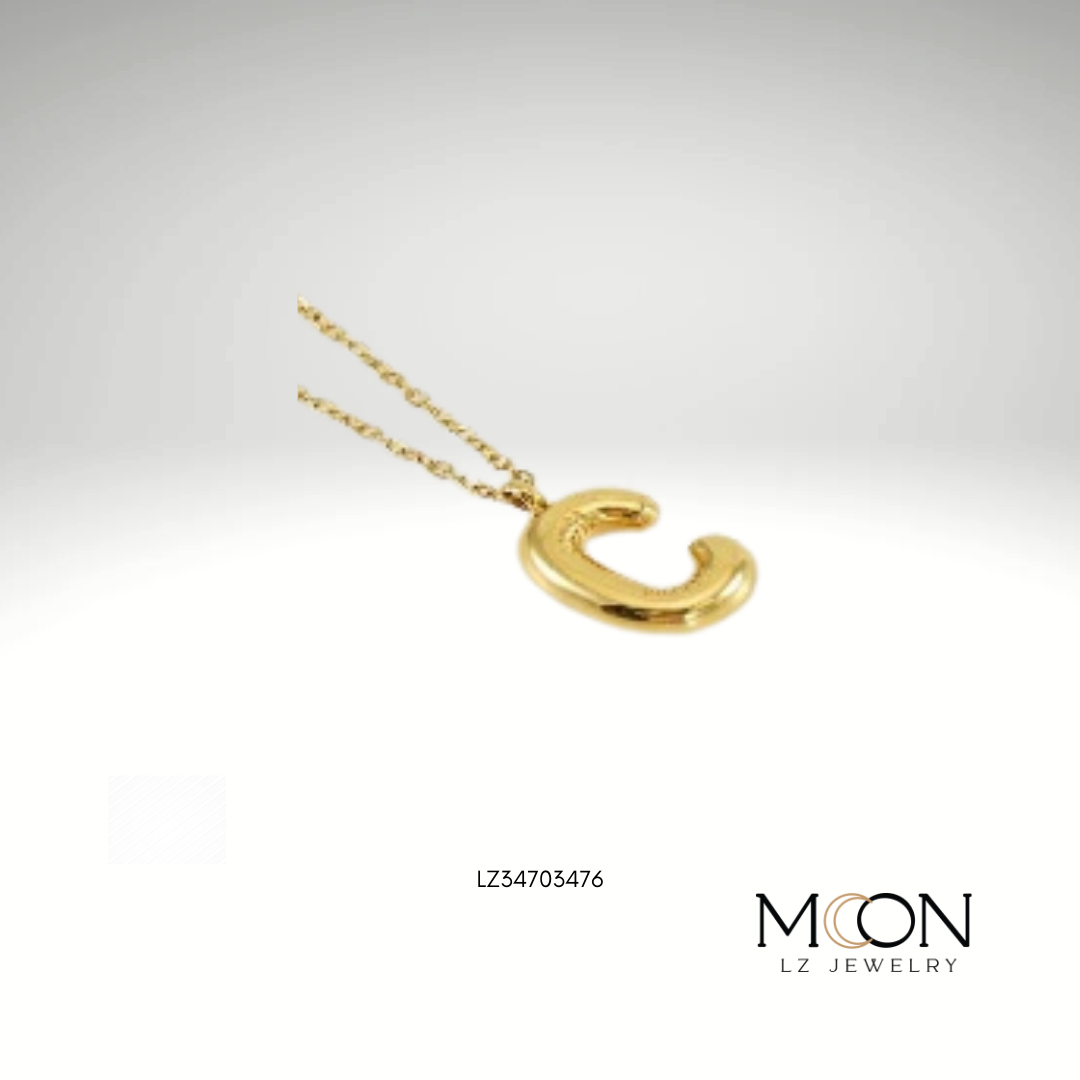 COLLAR DORADO C/LETRA C GLOBO