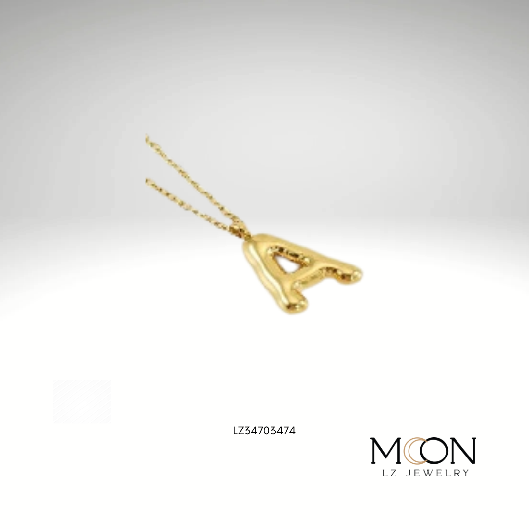 COLLAR DORADO C/LETRA A GLOBO