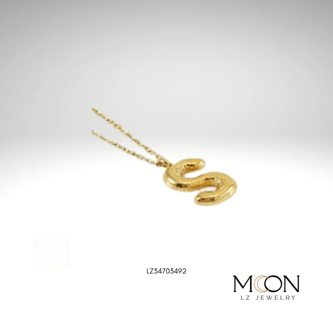 COLLAR DORADO C/LETRA S GLOBO