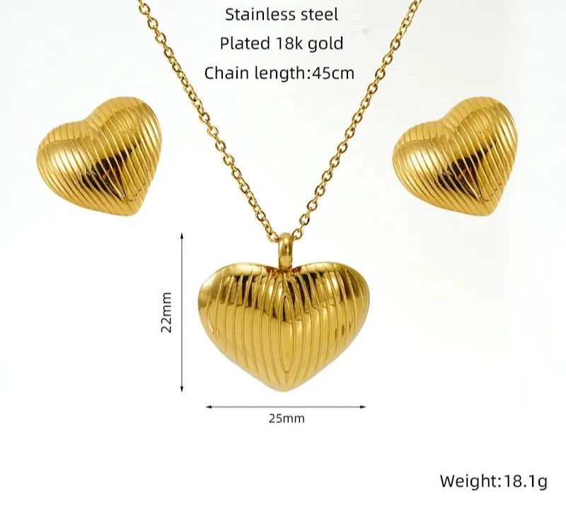 SET COLLAR CON ARETES OLAS DE CORAZON