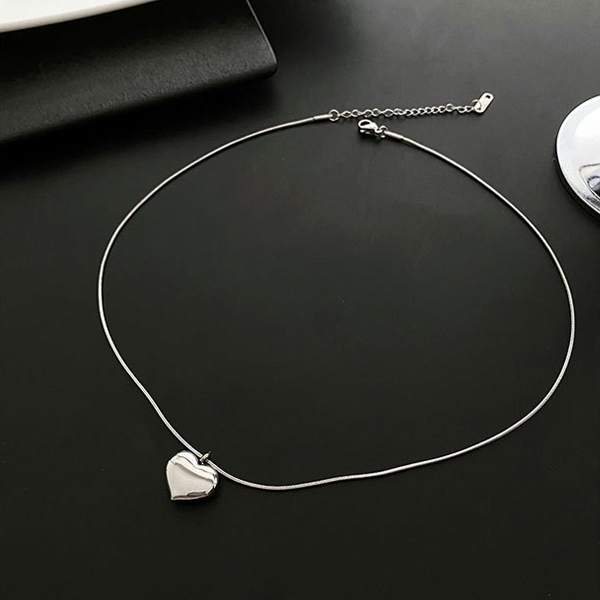 COLLAR CON CORAZON CHICO