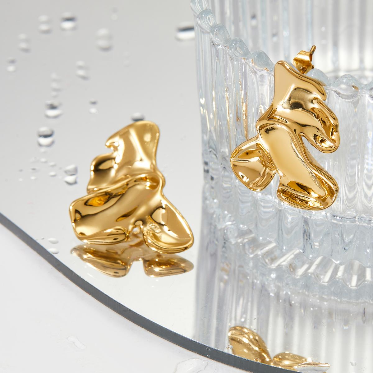 ARETES OLAS DE ORO