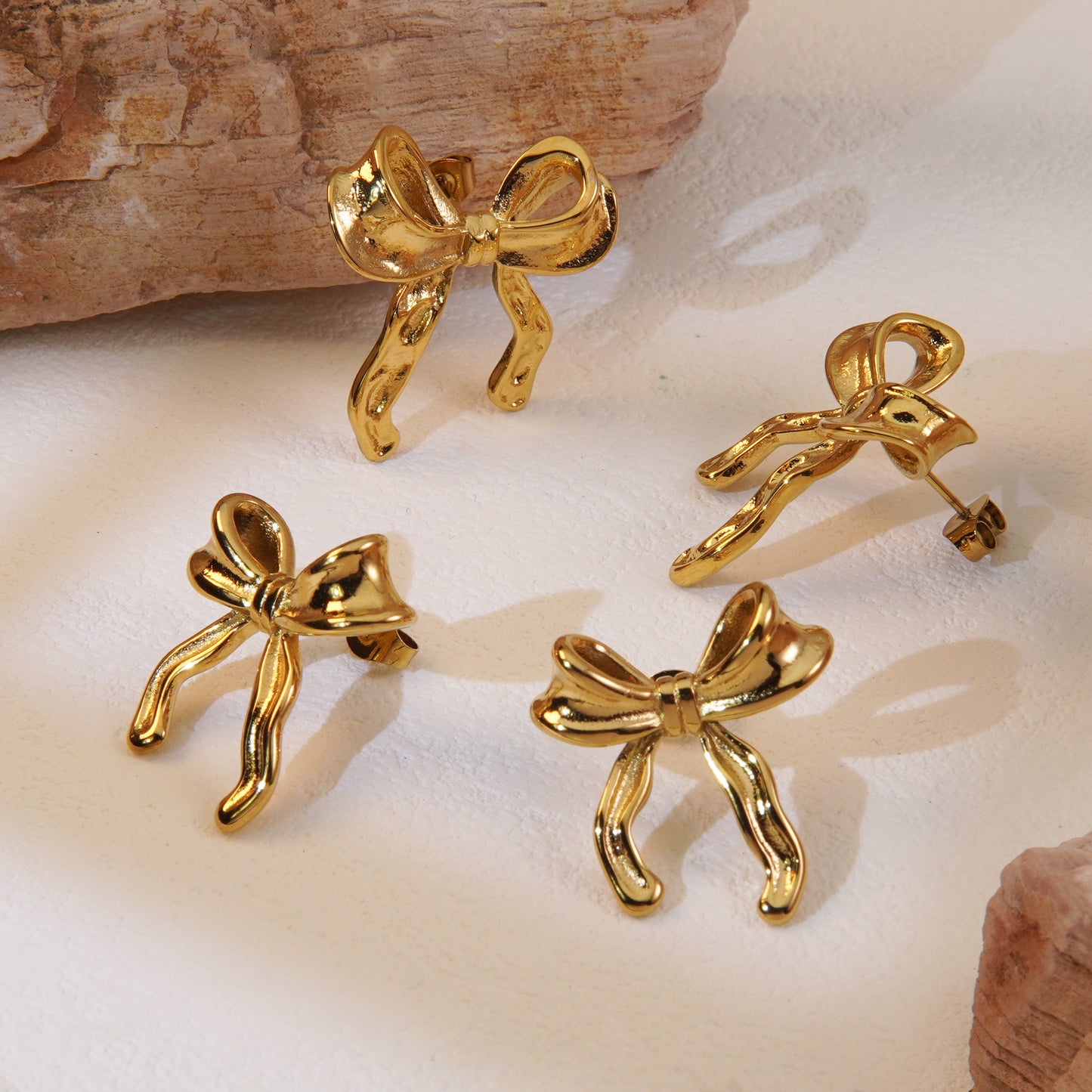 ARETES CON MOÑO MEDIANO