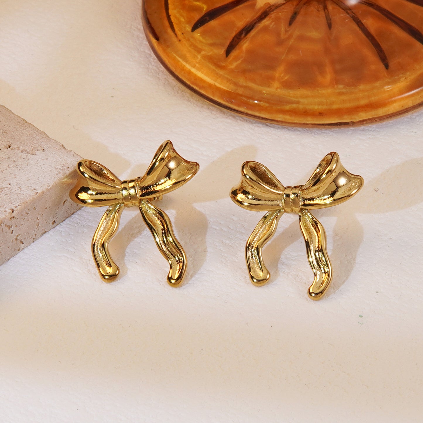 ARETES CON MOÑO MEDIANO