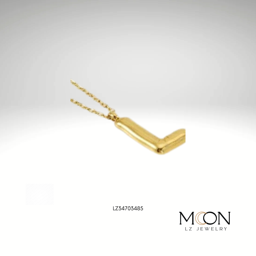 COLLAR DORADO CON LETRA L GLOBO