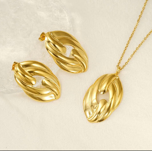 SET COLLAR CON ARETES OVALADOS DORADOS