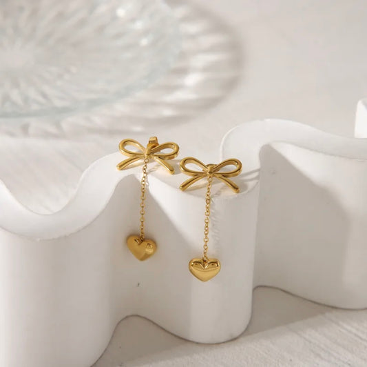 ARETES MOÑO C/CORAZON DORADO