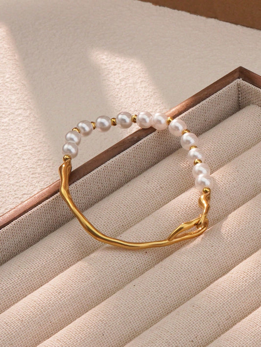 PULSERA DE  PERLAS CON DORADO