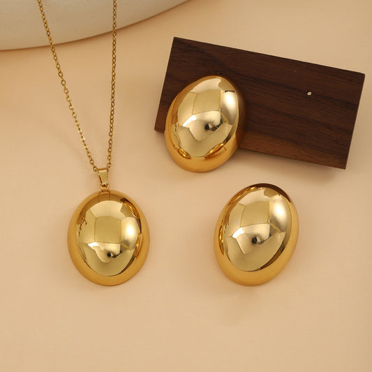SET DE COLLAR CON ARETES AURORA DORADA